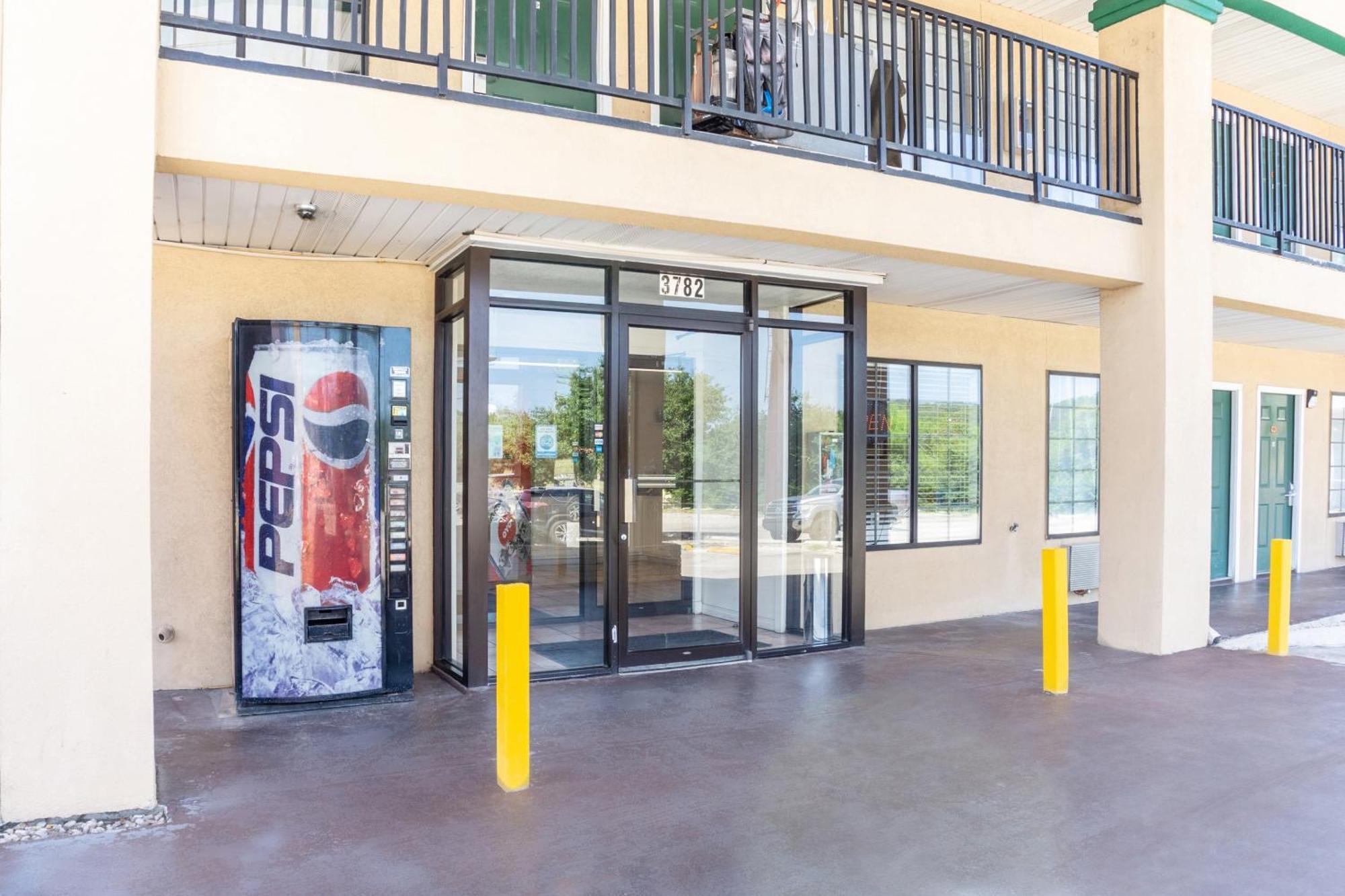 Hotel Oyo Inn&suites Medical Center San Antonio